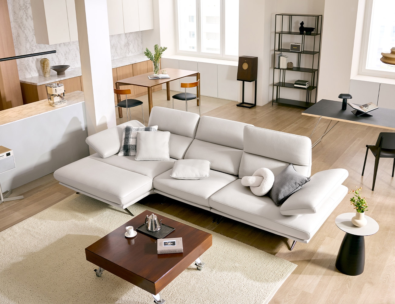 칼리아 4인 카우치형 기능성 비텔로 통가죽 슈렁큰 천연면피 소가죽 소파(전체가죽적용)+쿠션2개