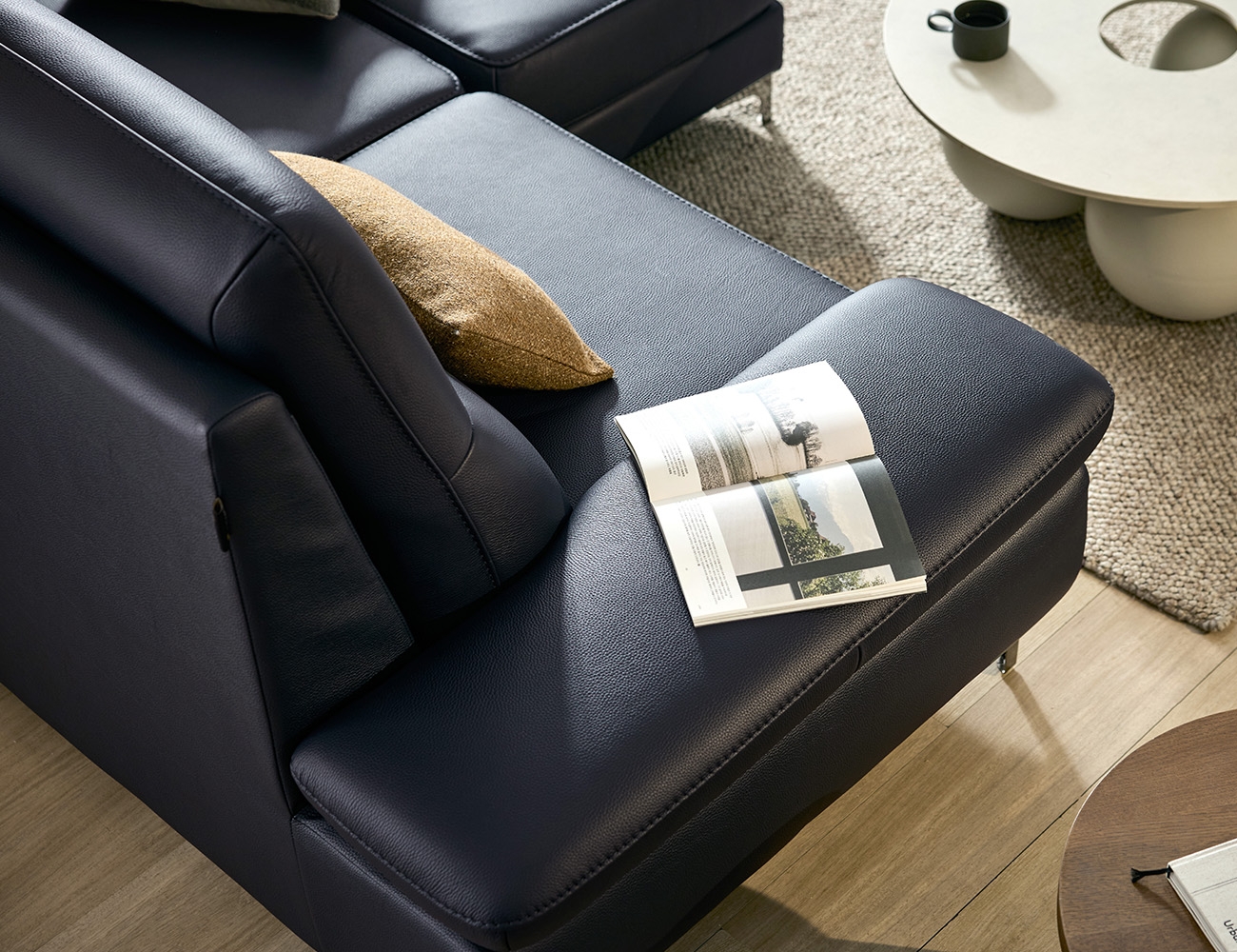 [Monthly Best 10%] 플룸 3인 천연면피 소가죽 소파