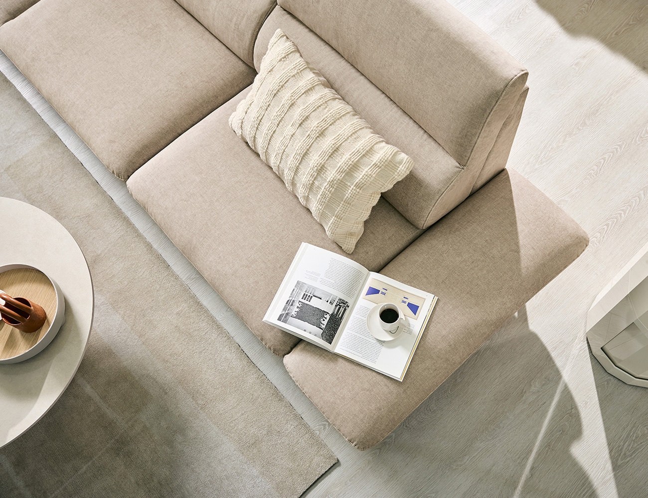 [Make Spring 10%] 메이트 4인 기능성 젠위브 패브릭 소파+쿠션2개