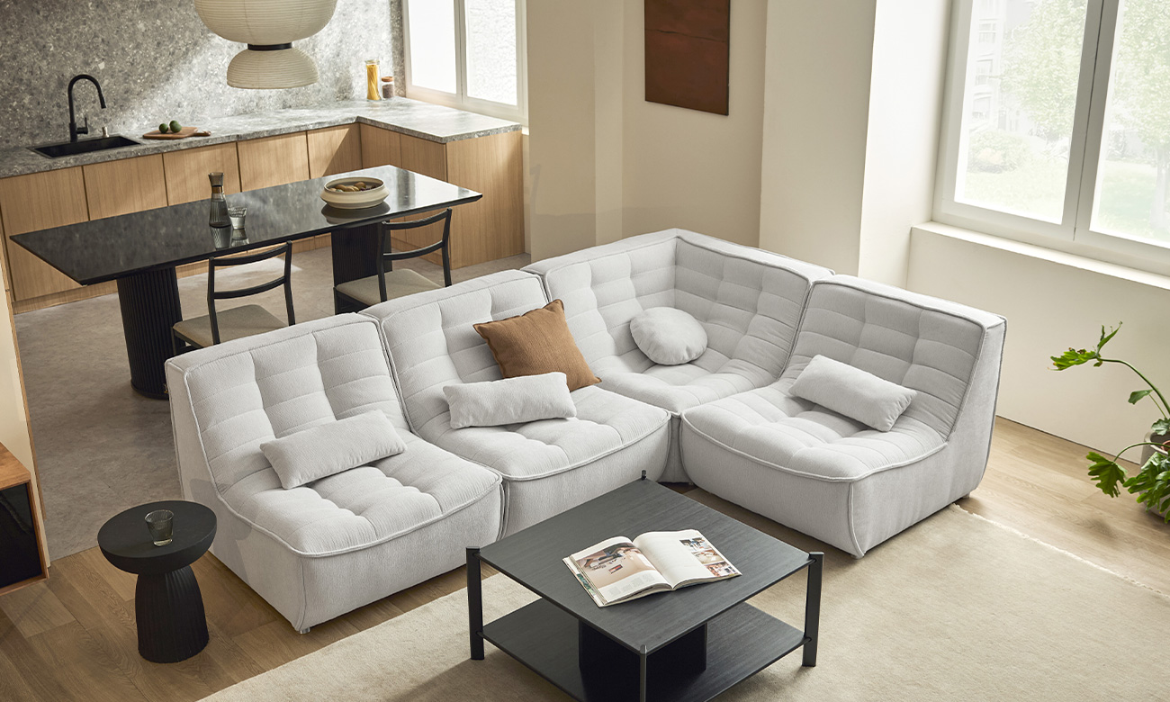 플로우 모듈 4인 오픈코너형 듀위브 패브릭 소파+쿠션4개