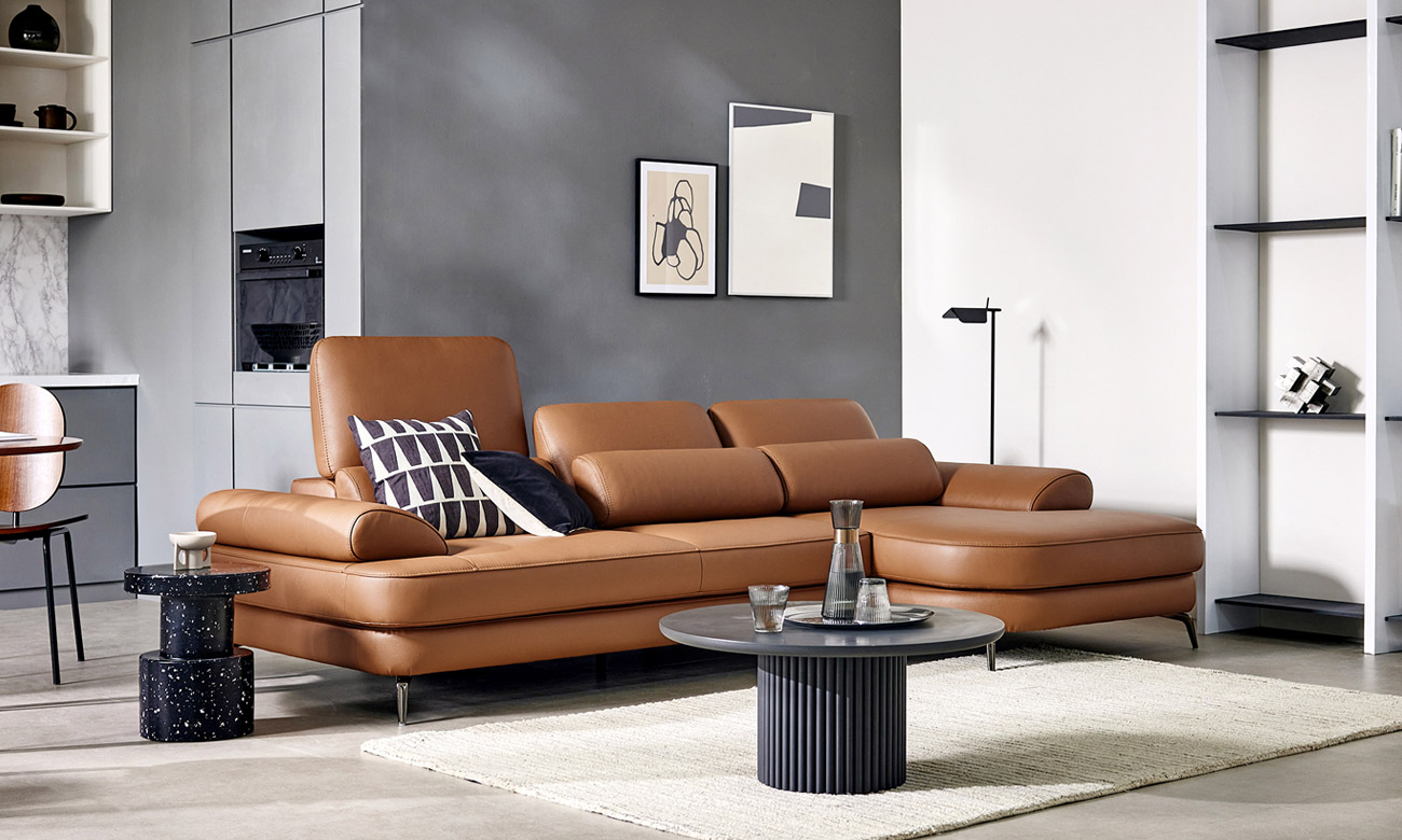 [Refurb Selection 40%] [리퍼브] 로아나 하이 3.5인 카우치형 기능성&nbsp;천연면피&nbsp;소가죽&nbsp;소파+쿠션3개