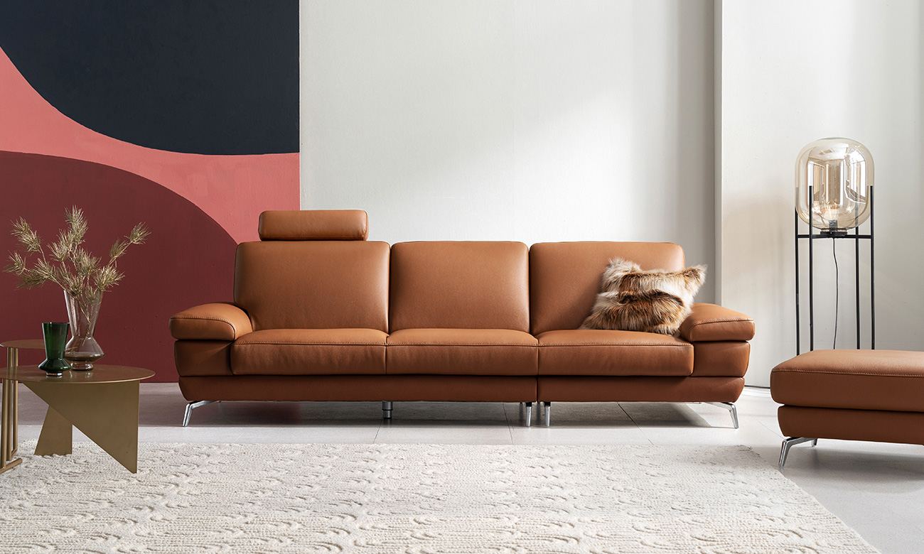 [Refurb Selection 40%] [리퍼브] 뉴트 3.5인 슈렁큰 천연면피 소가죽 소파+스툴+헤드1개 (카멜)