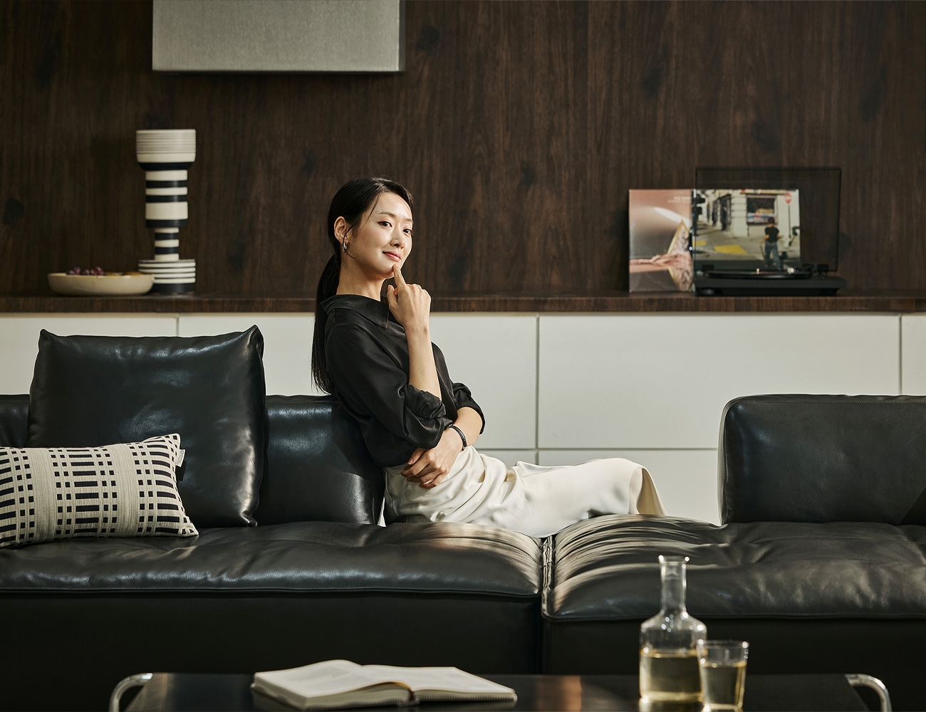 도미노 4인 반카우치형 룩세노 이태리 아닐린 내추럴 천연면피 소가죽 소파(전체가죽적용)+쿠션2개