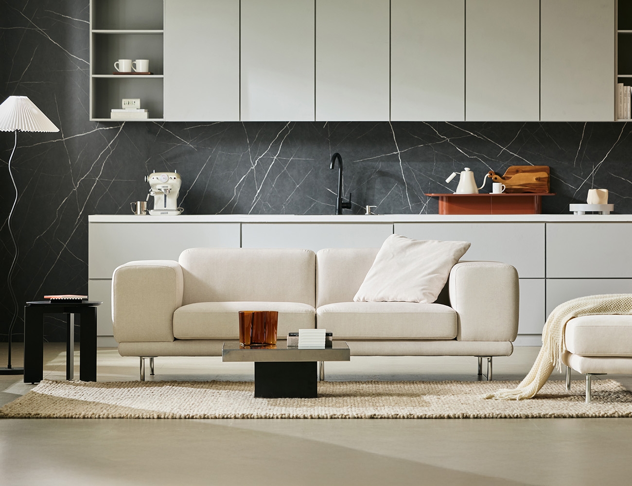 벨루떼 3인 젠위브 패브릭 소파+쿠션1개