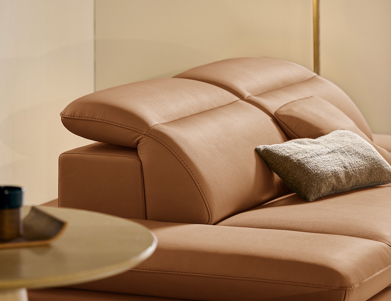 [Komo Day 17%] 아빌라 3인 기능성 럭스 통가죽 천연면피 소가죽 소파(전측면가죽적용)+쿠션1개