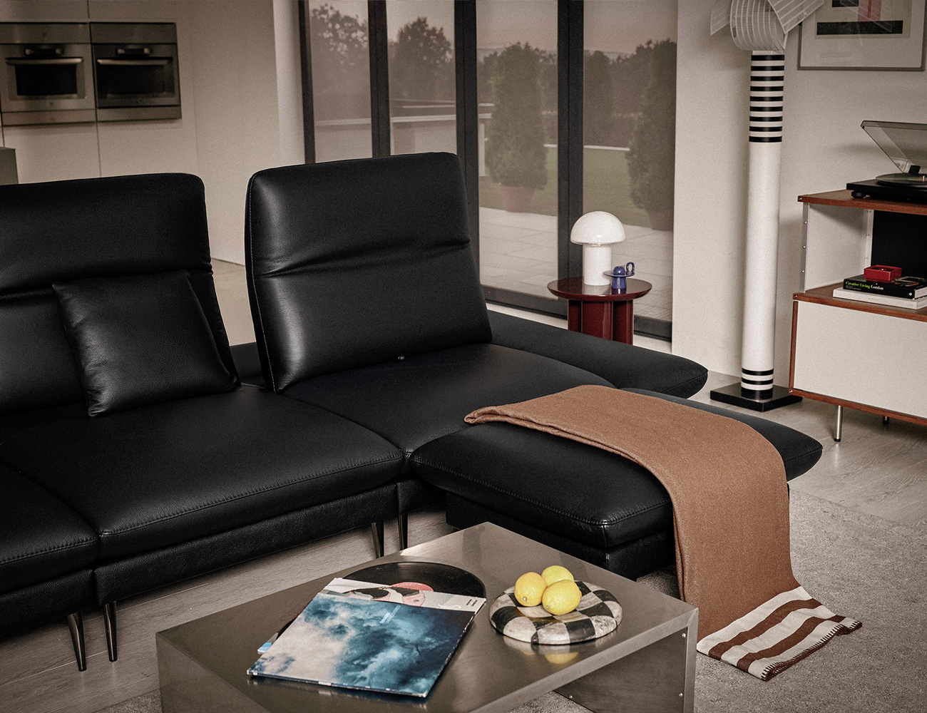 [New Standard 20%] 몰튼 멀티 4인 기능성 슈렁큰 천연면피 소가죽 소파+쿠션2개