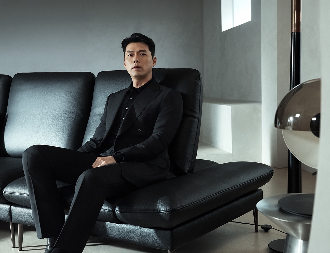[Hyunbin With] 몰튼 멀티 4인 기능성 슈렁큰 천연면피 소가죽 소파+쿠션2개