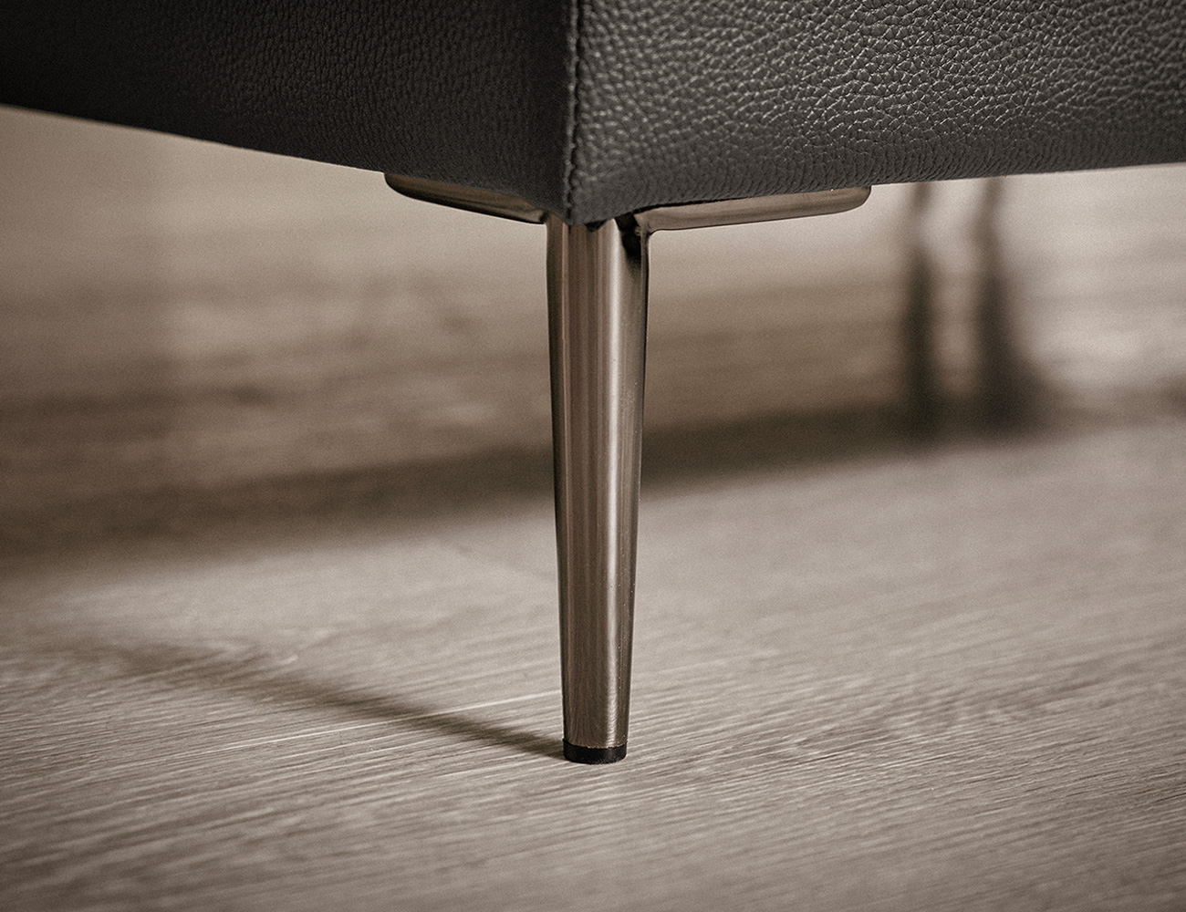 [New Standard 20%] 몰튼 멀티 3인 기능성 슈렁큰 천연면피 소가죽 소파+쿠션1개