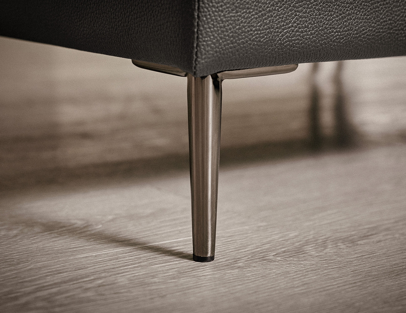 [New Standard 20%] 몰튼 멀티 3인 기능성 슈렁큰 천연면피 소가죽 소파+쿠션1개