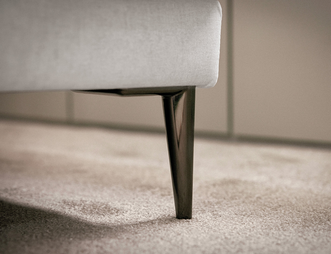 [New Standard 20%] 몰튼 멀티 4인 기능성 젠위브 패브릭 소파+쿠션2개